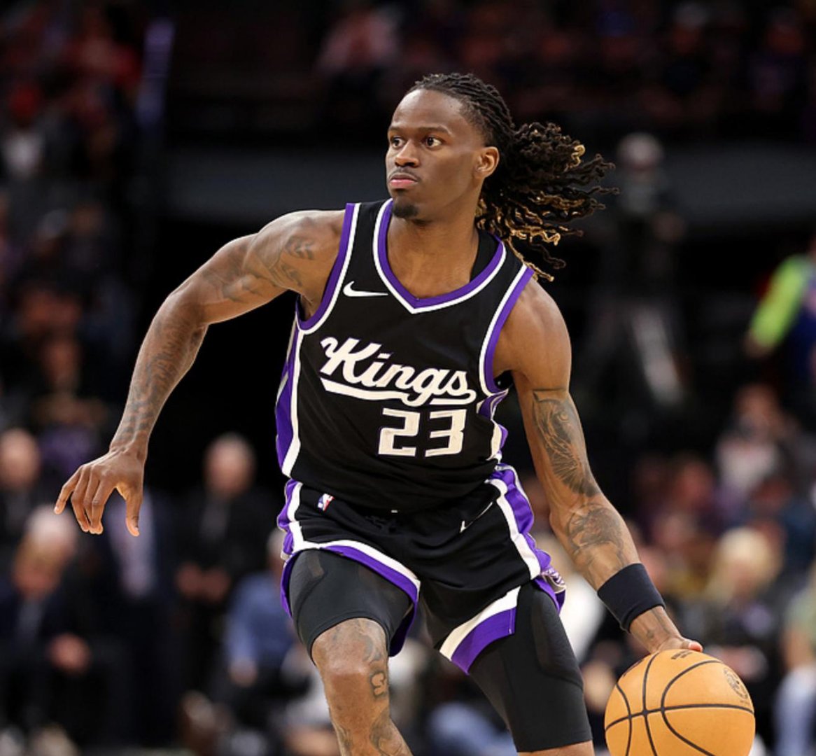 beat365官方网站-密尔沃基雄鹿迎欧超杯关键赛，冲刺阶段豪取连胜，悬念犹存，控场能力受关注